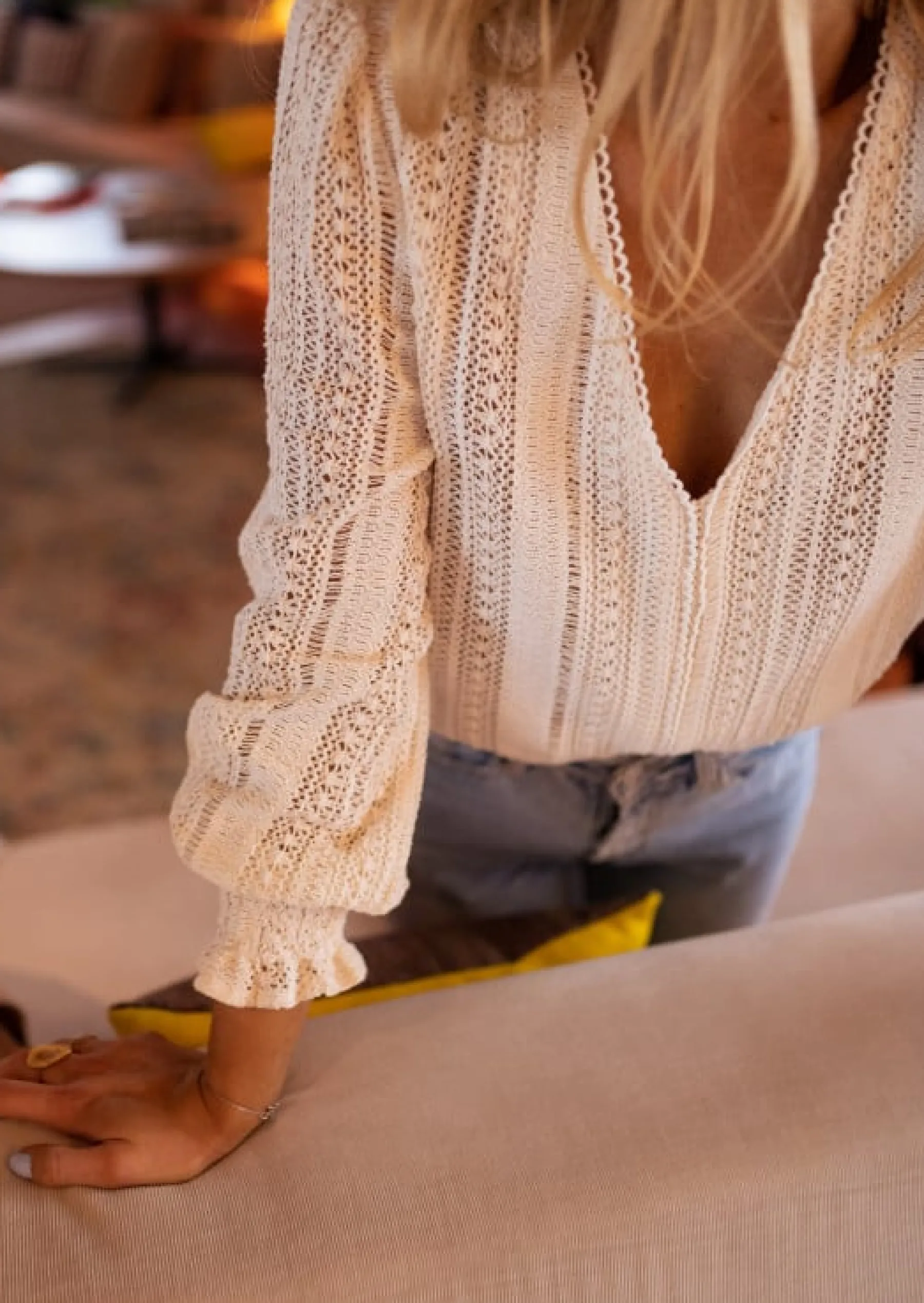 Chemisiers & Blouses-EASY-CLOTHES Blouse Arlyne écrue en crochet | Blouse col V ajourée | Prêt-à-porter en ligne | Easy Clothes Écrue en crochet