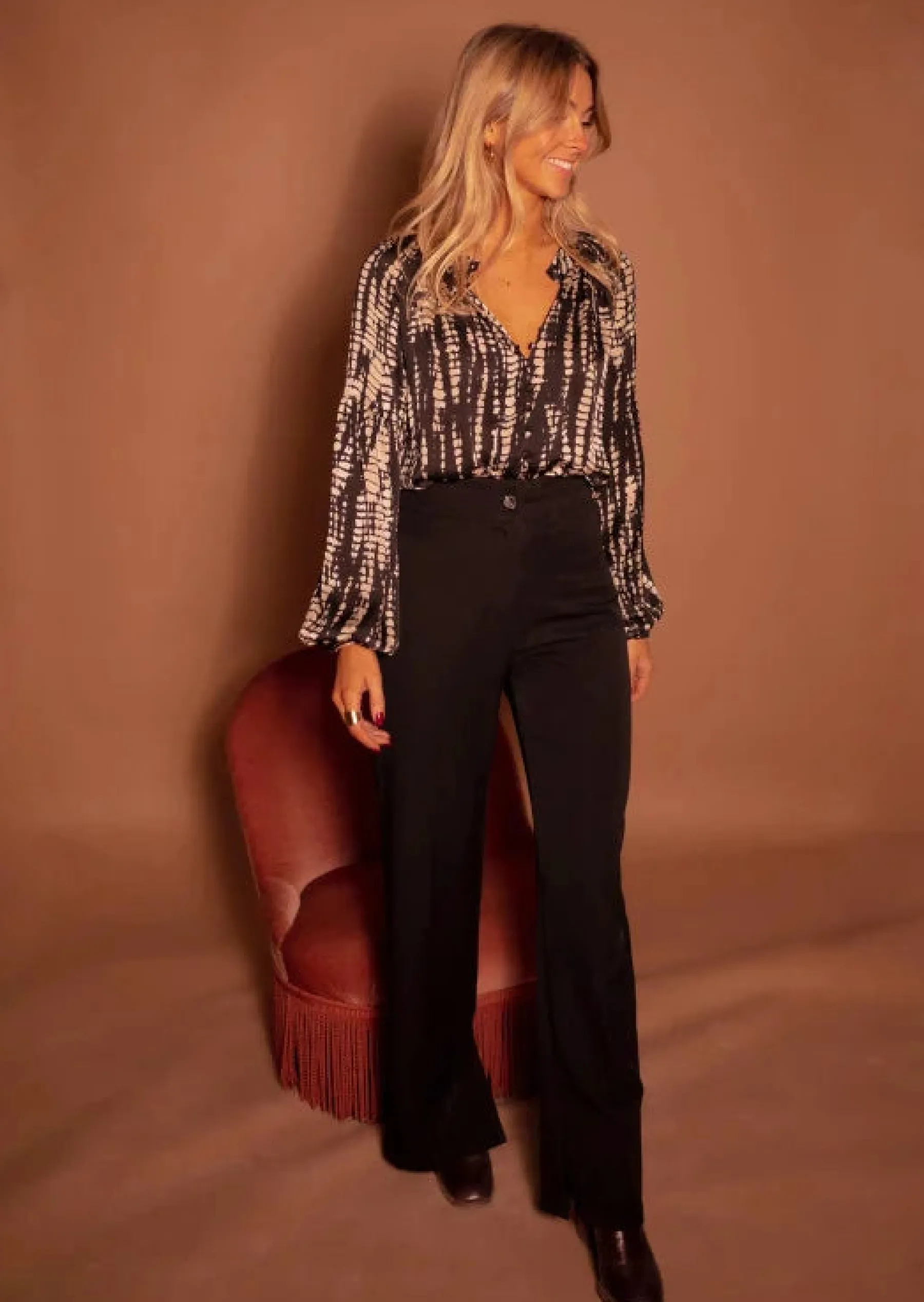 Chemisiers & Blouses-EASY-CLOTHES Blouse Thiam - Noire à Tâches Taupes - Vêtements FemmeEasy Clothes Noire à tâches taupes