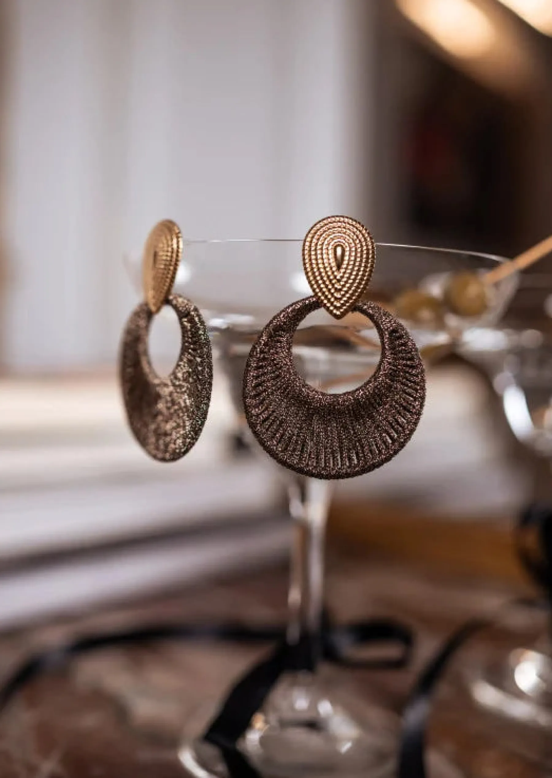 Boucles d'oreilles-EASY-CLOTHES Boucles d'Oreilles - Louba - Dorées & NoiresEasy Clothes Dorées et noires