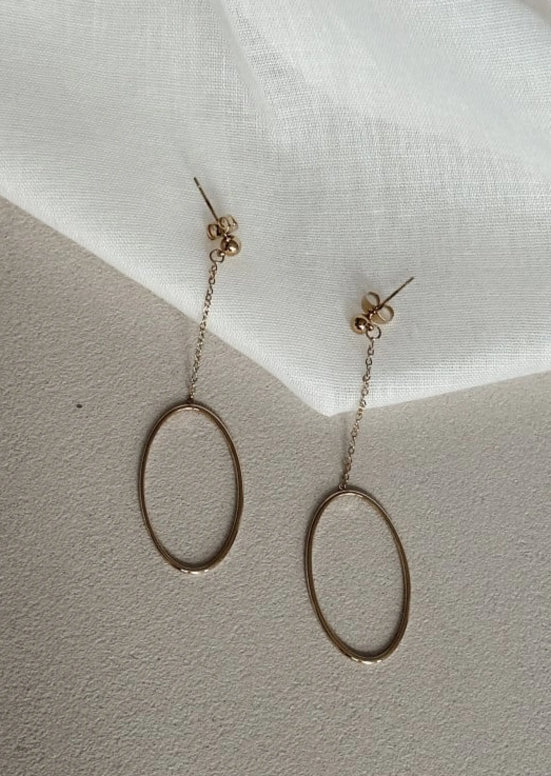 Boucles d'oreilles-EASY-CLOTHES Boucles d’oreilles Jura dorées | Boucles d'oreilles habillées | Prêt-à-porter en ligne | Easy Clothes Dorées