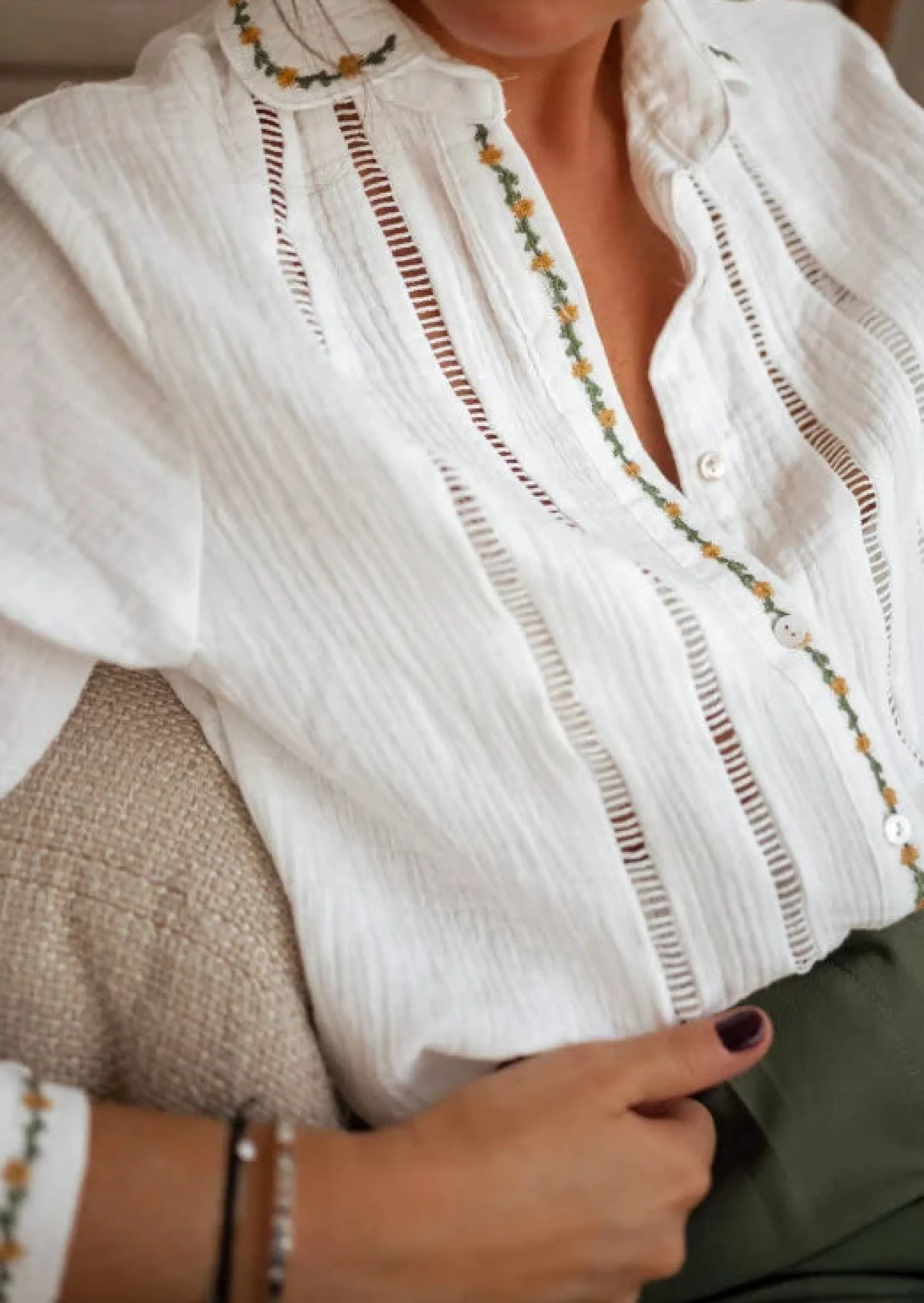 Chemisiers & Blouses-EASY-CLOTHES Chemise Écrue - Beta - Gaze de Coton - Finition BroderieEasy Clothes Écrue