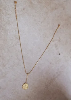 Colliers-EASY-CLOTHES Collier Malla doré | Collier médaillon | Prêt-à-porter en ligne | Easy Clothes Doré