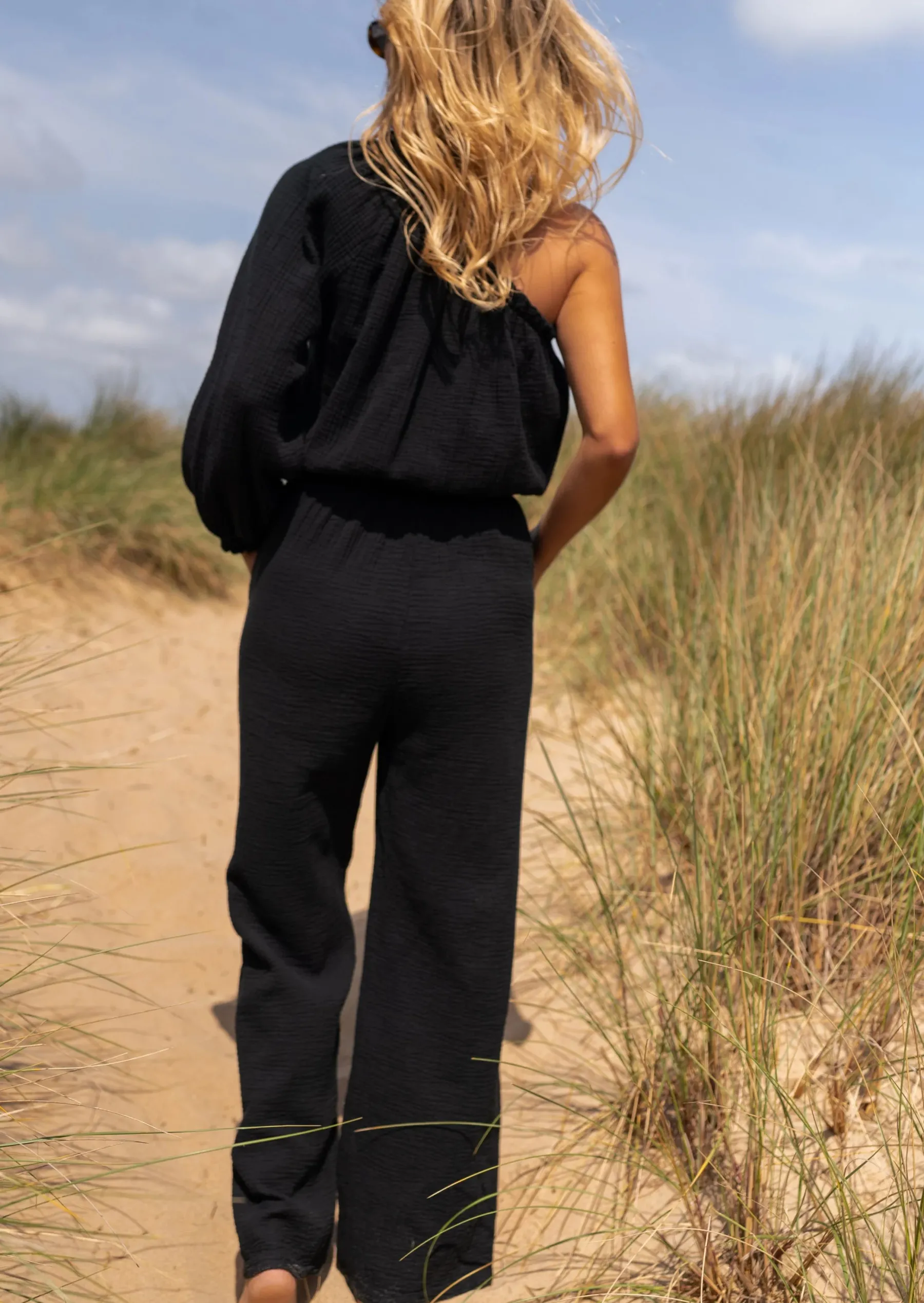 Combinaisons-EASY-CLOTHES Combinaison Amadéo noire en gaze de coton | Combinaison uni manche | Prêt-à-porter en ligne | Easy Clothes Noire en gaze de coton