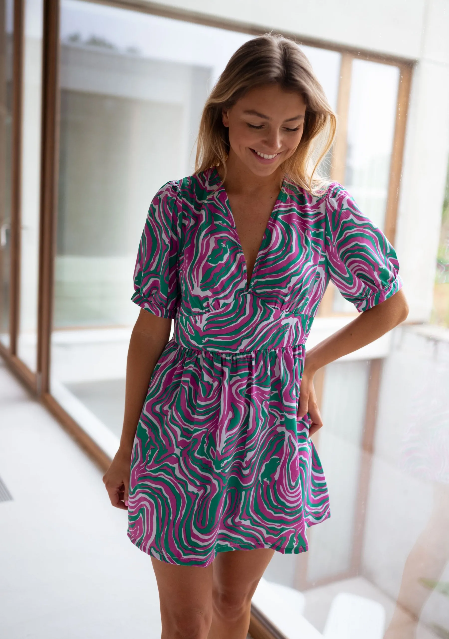 Combinaisons-EASY-CLOTHES Combi-short Beti - verte et rose à motifsEasy Clothes Verte et rose à motifs
