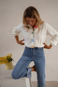 Pulls & Gilets-EASY-CLOTHES Gilet Alenzo - Écru - Boutons FleursEasy Clothes Écru à boutons fleurs