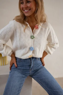 Pulls & Gilets-EASY-CLOTHES Gilet Alenzo - Écru - Boutons FleursEasy Clothes Écru à boutons fleurs       