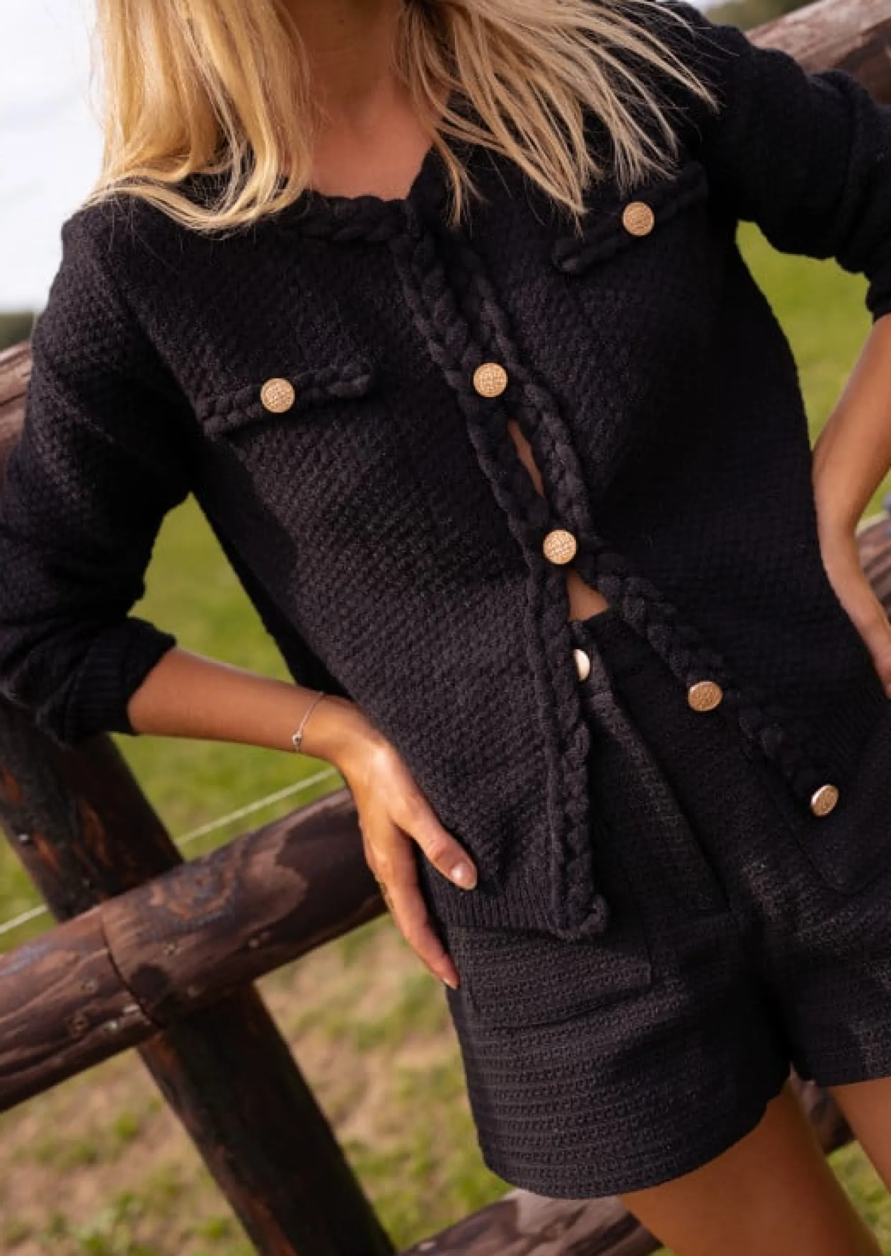 Pulls & Gilets-EASY-CLOTHES Gilet Sam Noir - Tressage - Boutons Dorés - Taille UniqueEasy Clothes Noir