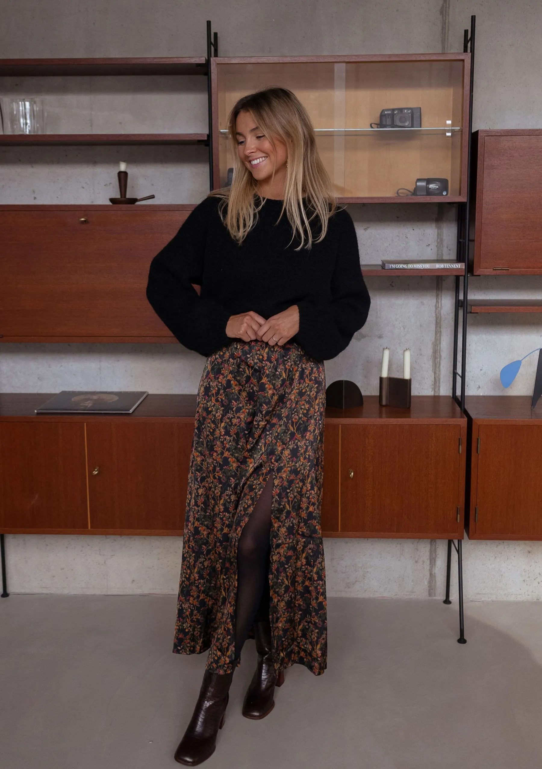 Jupes & Shorts-EASY-CLOTHES Jupe Bridget - noire à fleursEasy Clothes Noire à fleurs