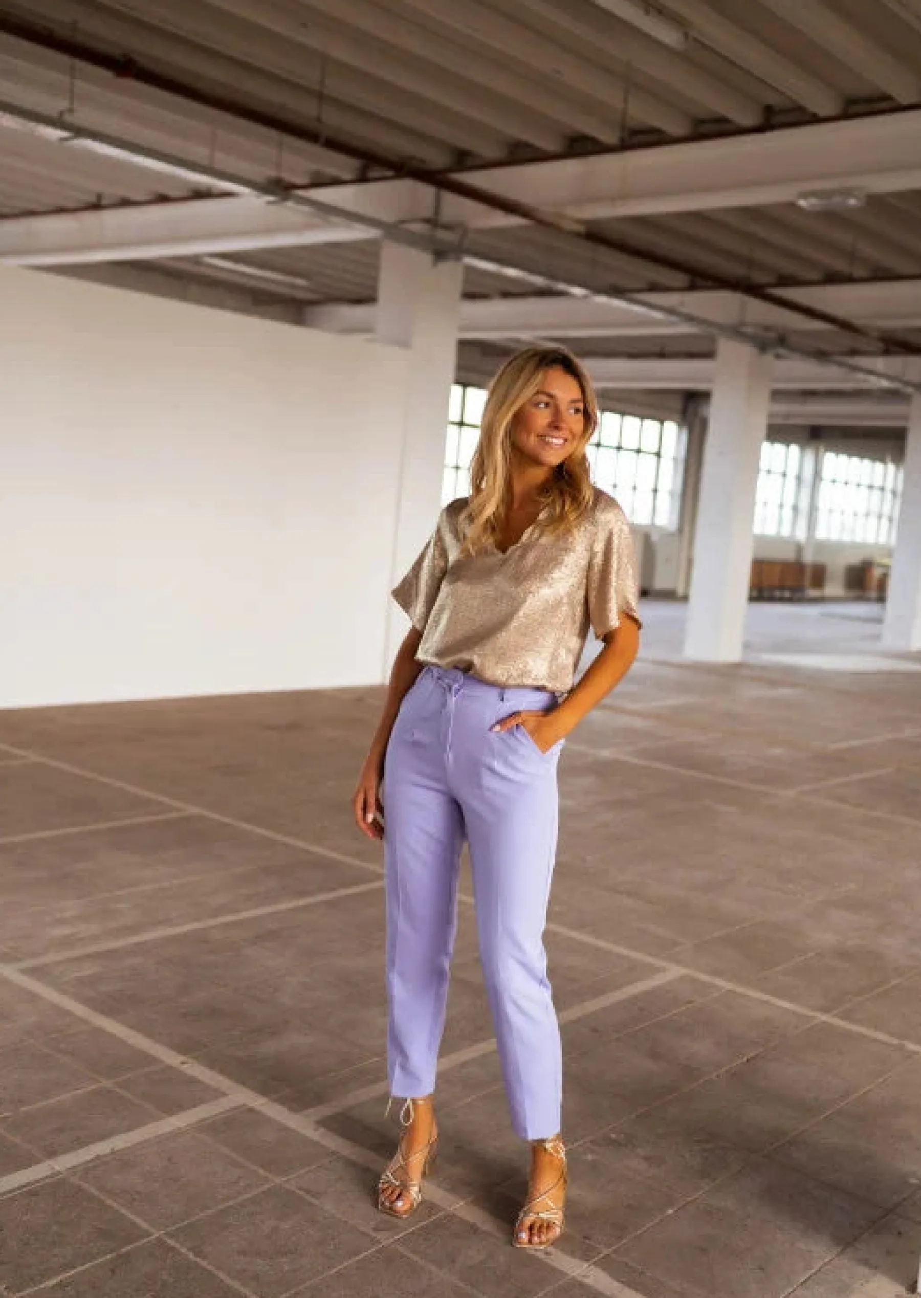 Pantalons-EASY-CLOTHES Pantalon Bila lilas | Pantalon carotte lilas | Prêt-à-porter en ligne | Easy Clothes Lilas
