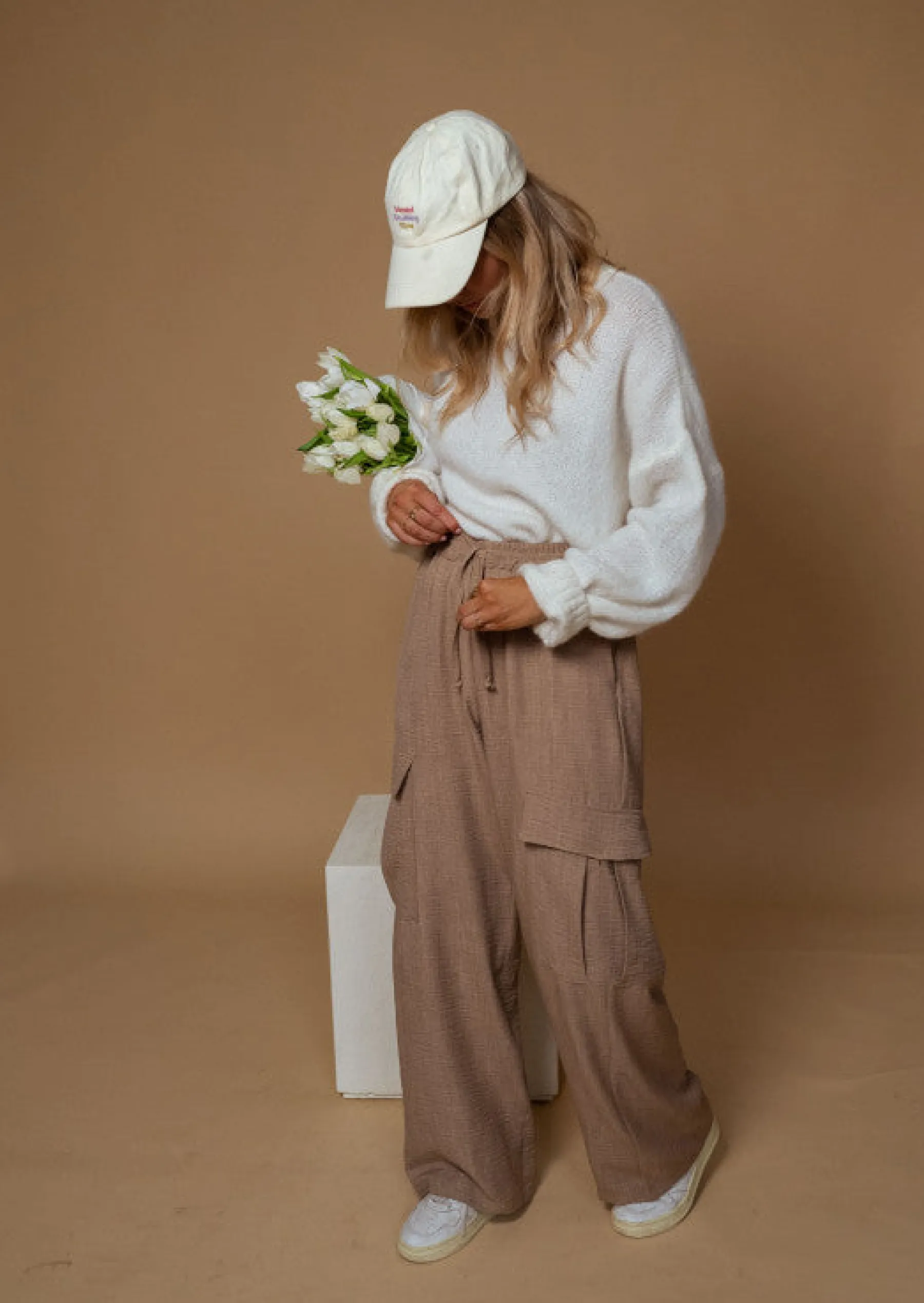 Pantalons-EASY-CLOTHES Pantalon Cargo Chocolat | Anca | Ample & ConfortableEasy Clothes Chocolat