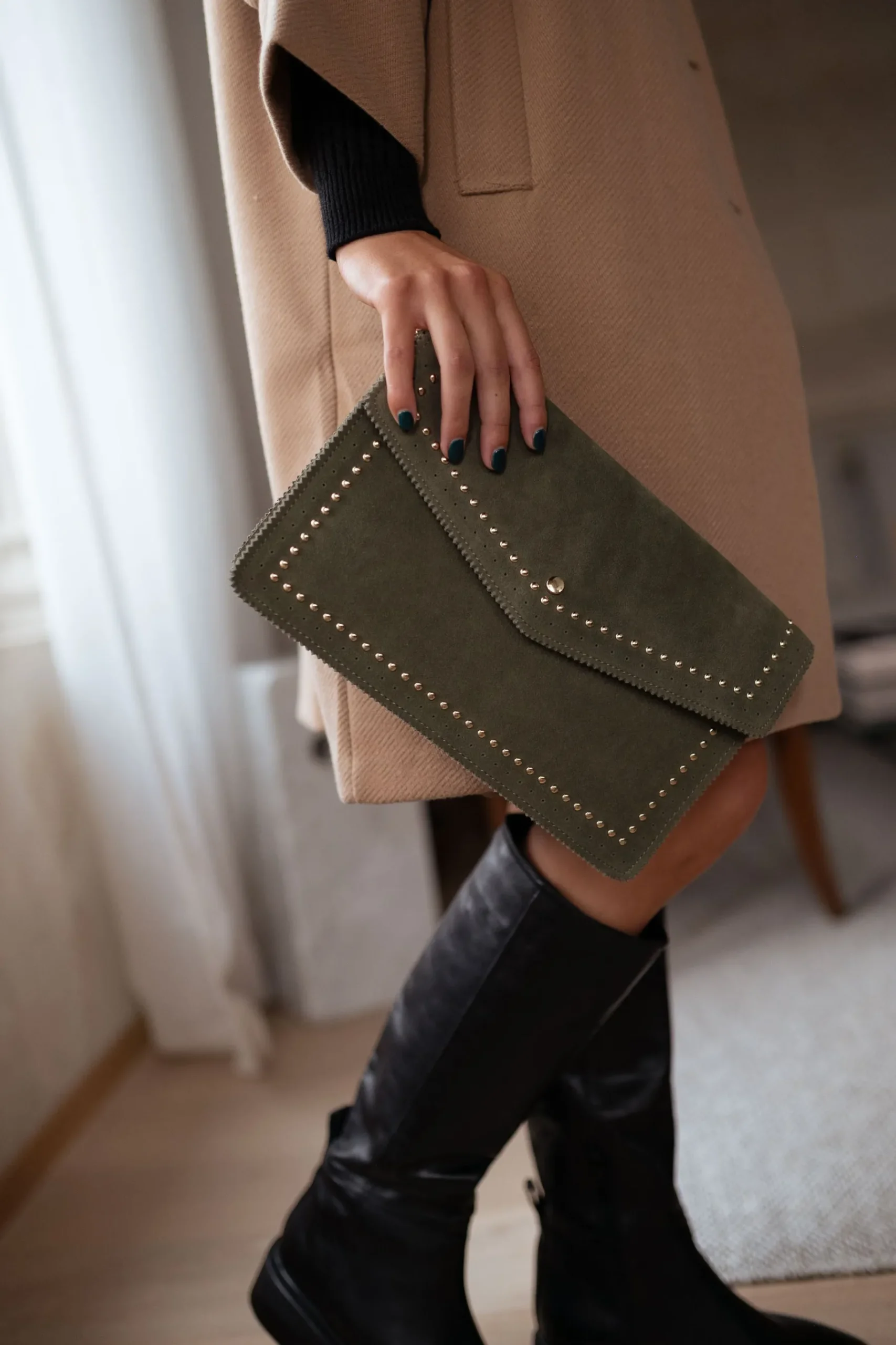 Sacs & Pochettes-EASY-CLOTHES Pochette Jiani - kaki en cuirEasy Clothes Kaki en cuir