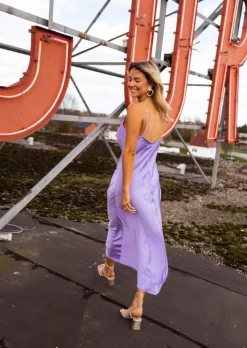 Robes-EASY-CLOTHES Robe Delly lilas | Robe longue satinée | Prêt-à-porter en ligne | Easy Clothes Lilas