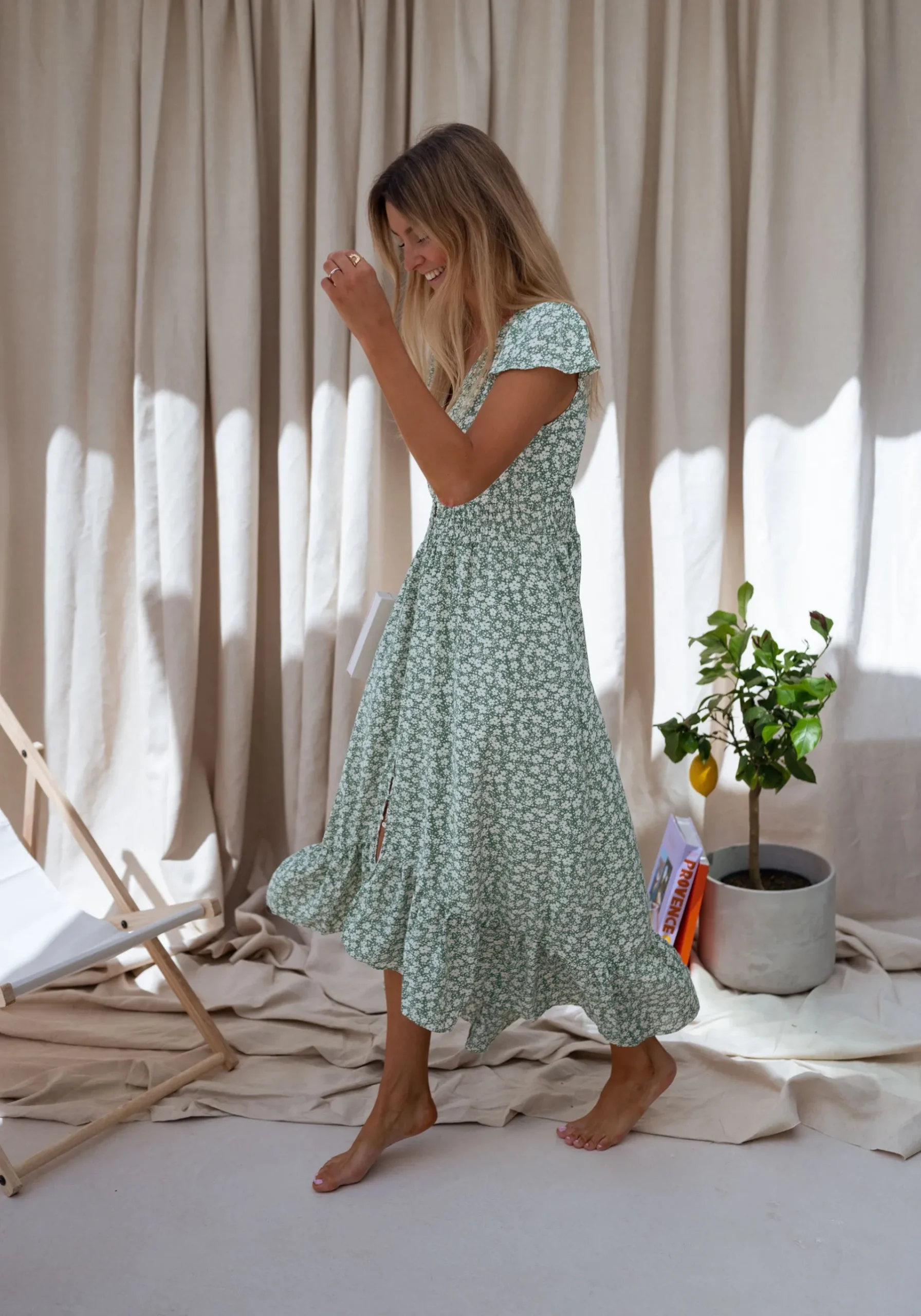 Robes-EASY-CLOTHES Robe Gaella - verte à fleursEasy Clothes Verte à fleurs