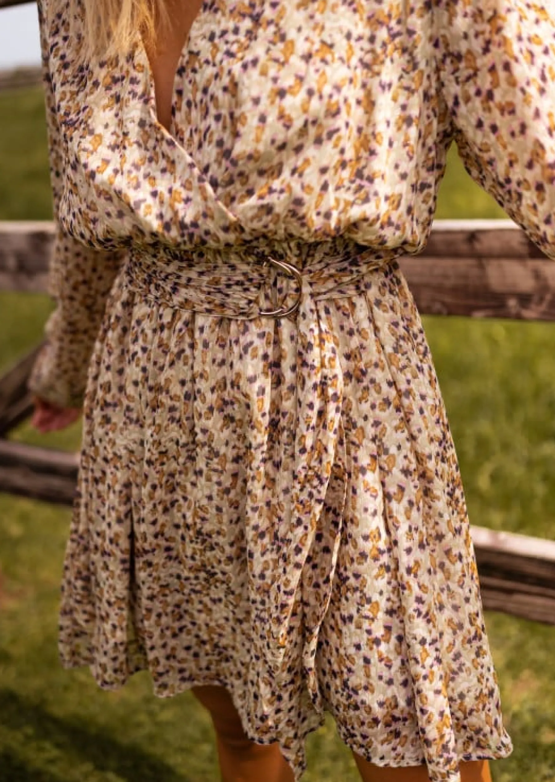 Robes-EASY-CLOTHES Robe Lysou Beige - Manches Longues - Fluide - Boucle DoréeEasy Clothes Beige