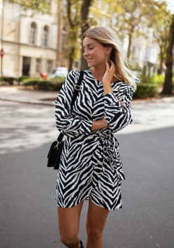 Robes-EASY-CLOTHES Robe Maela zebrée - noire et blancheEasy Clothes Noire et blanche