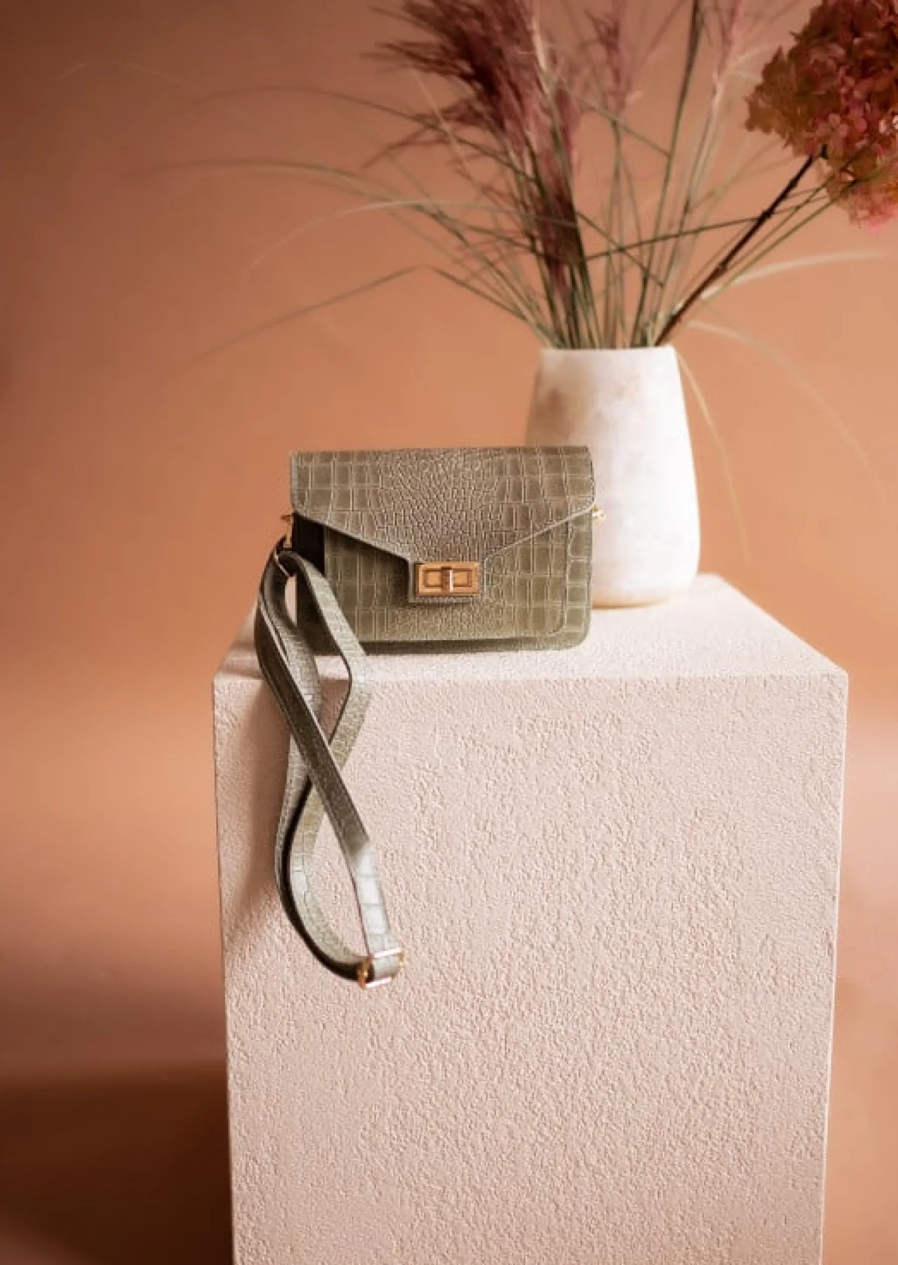 Sacs & Pochettes-EASY-CLOTHES Sac Jaap - Kaki - En Cuir - Sangle AjustableEasy Clothes Kaki