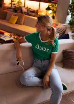 Tops & T-shirts-EASY-CLOTHES T-shirt Amor vert | T-shirt vert à imprimés | Prêt-à-porter en ligne | Easy Clothes Vert