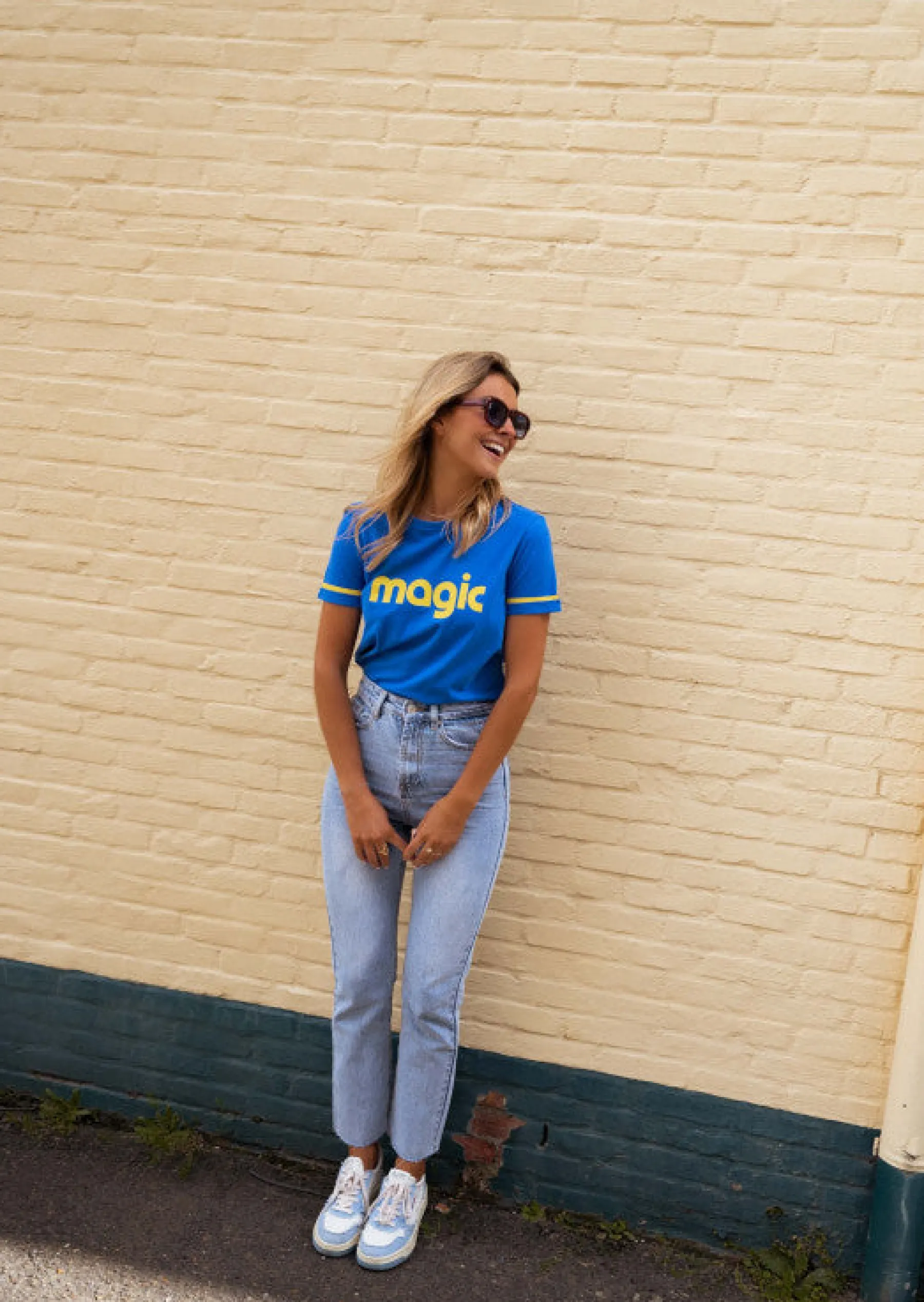 Tops & T-shirts-EASY-CLOTHES T-shirt Magic bleu | T-shirt à imprimés | Prêt-à-porter en ligne | Easy Clothes Bleu