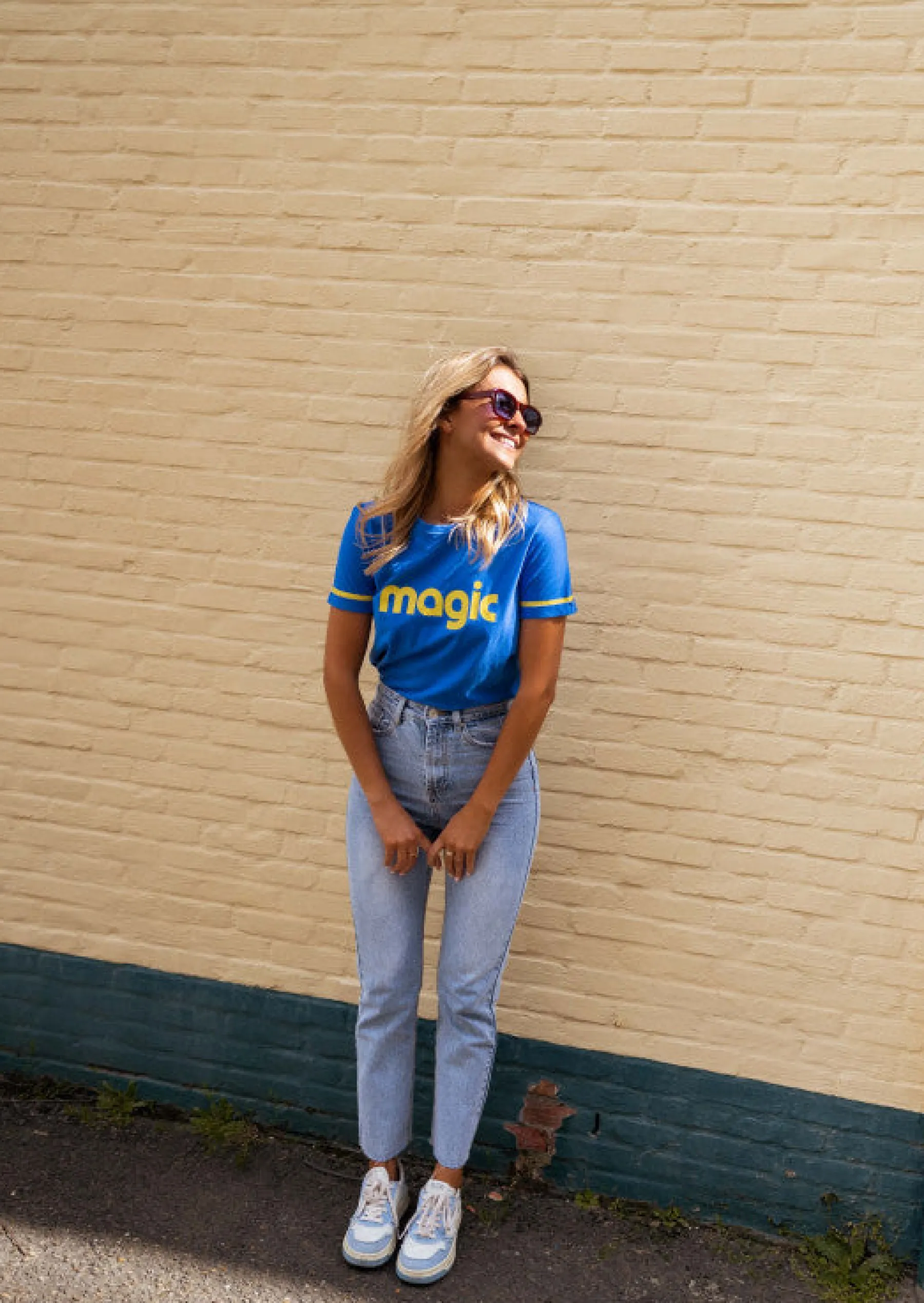 Tops & T-shirts-EASY-CLOTHES T-shirt Magic bleu | T-shirt à imprimés | Prêt-à-porter en ligne | Easy Clothes Bleu